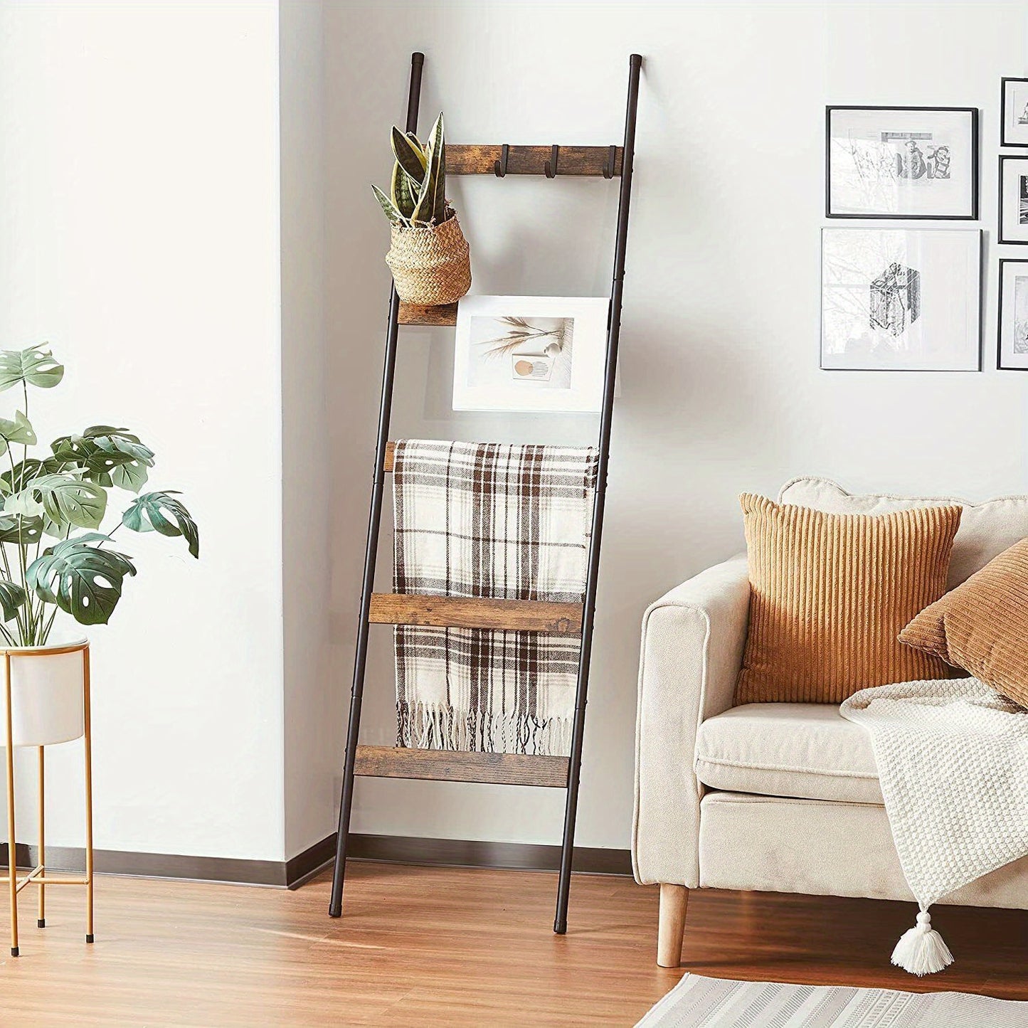 Blanket Ladder, 5 Tier Blanket Holder with 10 Removable Hooks, Farmhouse Style Blanket Ladder for Living Room Bathroom, Decorative Wall Mounted Wooden Quilt Standing Towel Drying Storage Rack